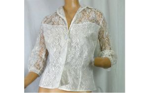 Vintage 1980s Blouse Victorian Revival Off White Lacy Party Jacket Bridal/ Puffy Sleeves - Fashionconstellate.com
