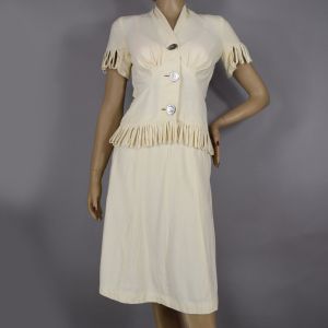 Cream 2 Piece Vintage 40s Skirt Suit with Nipped Waist Jacket S