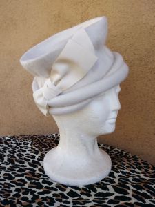 1950s White Wool Hat Sculptural Toque Topper