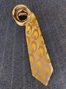 1970s Wide Mod Polyester Brocade Necktie