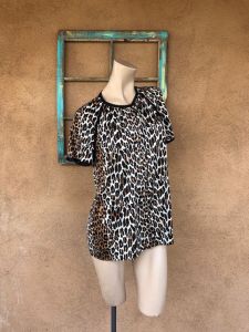 1970s Vanity Fair Leopard Print Pajama Blouse Sz M to L - Fashionconstellate.com