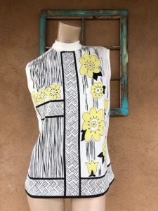 1960s Sleeveless Blouse with Mod Design Sz L B38 - Fashionconstellate.com
