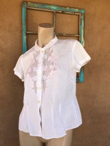 1950s White Irish Linen Blouse with Pink Embroidery Sz M L - Fashionconstellate.com
