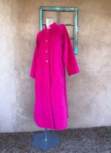 1960s Hot Pink Terrycloth Robe Sz L - Fashionconstellate.com