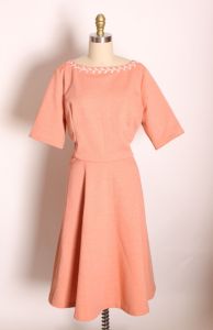 1960s Peach Pink Orange Half Sleeve Foliage Leaves Detail Fit and Flare Plus Size Dress  - Fashionconstellate.com