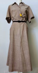 Vintage 1940's - 1950's Cotton Town Taupe Brown Short Sleeve Shirtwaist Dress Volup 36'' Waist NOS