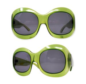 60’s Mod Large Green Sunglasses  - Fashionconstellate.com
