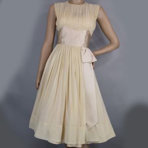 Champagne & Cream Chiffon & Satin Full Skirt Vintage 50s Cocktail Party Dress S