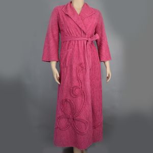 Deep Pink Chenille Striped Vintage 50s Robe with Accent Swirl
