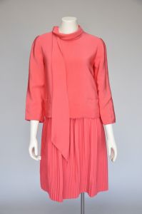 1960s silk salmon pleated dress ensemble S/M