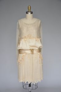 1920s ivory silk wedding dress with matching train XS - Fashionconstellate.com