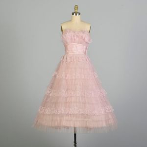 Small 1950s Pink Tulle Cupcake Gown Ruffled Prom Party Formal