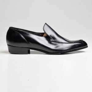 Sz12 1960s Polished Black Leather Loafer Top Stitched Toe Classic Slip-On Shoe Deadstock - Fashionconstellate.com