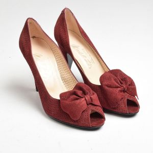 Size 8N 1970s Perforated Suede Leather Peep Toe Pumps Sexy - Fashionconstellate.com