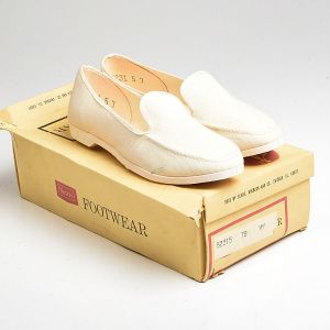 Size 7 1970s Casual Flat Canvas Slip-On Tennis Shoes - Fashionconstellate.com