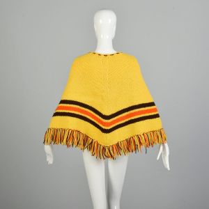 1970s OSFM Hand Knit Poncho Fall Colors Pom Pom's Fringe Hippe Boho Look - Fashionconstellate.com