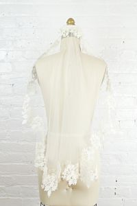 short floral lace wedding veil . vintage 1960s tulle veil with mini bridal headpiece - Fashionconstellate.com