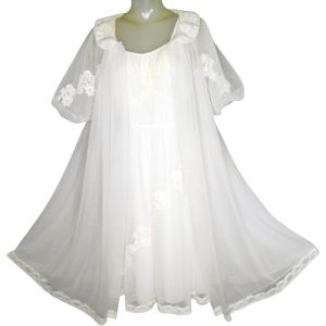 White Chiffon Peignoir Set, Retro Bridal Lacy Chiffon Robe and Nightgown - Fashionconstellate.com