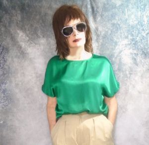 Plus Size Vintage Green Satin Top, Simple Blouse, Minimalist Fashion, Dolman Short Sleeve ~ 90s