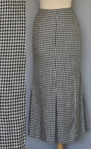 80s Norma Kamali Midi Skirt in Woven Black & White Houndstooth, Size Small to Medium