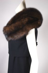 Dark brown luxe sable fur collar capelet 1950s-60s from Martha Weathered - Fashionconstellate.com