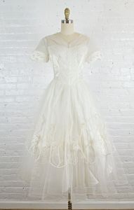1950s tulle and lace white tea length wedding dress . vintage 50s cupcake wedding gown or prom dress - Fashionconstellate.com