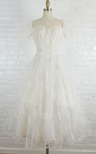 Annabelle 1950s lace and tulle tea length wedding dress with short sleeves . small - Fashionconstellate.com