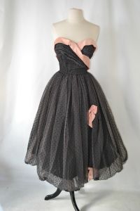 1950s Black Tulle with Pink Satin Ribbon, Bubble Skirt Strapless Dress by Minuet Designed by Mollie  - Fashionconstellate.com