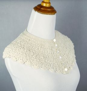 40s Ivory Silk Crochet Handmade Button Front Collar - Fashionconstellate.com