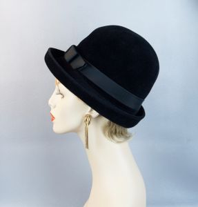 60s High Crown Black Velour Hat w/ Curled Brim - Fashionconstellate.com