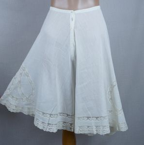 1900s Cotton and Lace Wide Leg Bloomers by Marcella, W25