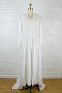 Vintage 1970s bohemian jersey and lace white gown with pleated skirt . small medium - Fashionconstellate.com