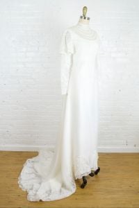 1970s Victorian style high neck wedding gown by Alfred Angelo / Edythe Vincent . xsmall - Fashionconstellate.com