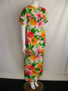 White Floral Maxi Dress, M, Hostess, Short sleeves - Fashionconstellate.com