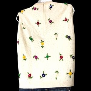 1950s Hand Beaded Floral Lambswool/Angora/Nylon Sleeveless Shell Bust 40” - Fashionconstellate.com