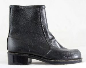 Boys Black Boots - Child Size 8.5 - Authentic 1950s 1960s Boy's Black Leather Boots - 60's Shoes  - Fashionconstellate.com