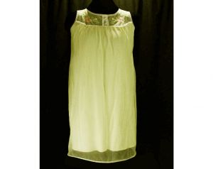 Size 10 Yellow Nightgown - 60s Baby Doll Nightie - Sweet Spring 1960s Sleeveless Aristocraft