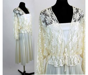Lovely 1970s dress with lace jacket white ivory accordian pleats peplum jacket, Size M