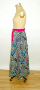 1960s paisley skirt maxi skirt long skirt blue pink Size M - Fashionconstellate.com