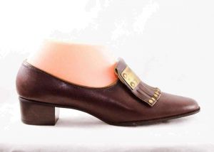 Size 7.5 Leather Loafers - Deadstock 1960s Brown Gladiator Style Shoes with Studded Fringe  - Fashionconstellate.com