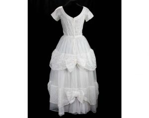 Size 8 Evening Ball Gown - Bouffant White 1950s Formal Dress - Short Sleeve Lace & Organdy Debutante - Fashionconstellate.com