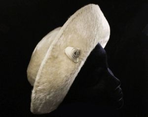 Chic 60s Ladies Hat - Pale Gray Furry Felt - Wide Upturned Brim - 1960s Bowl Hat with 20s Cloche 