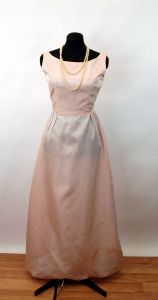 1960s gown pink taffeta dress with train bridesmaid dress Size S - Fashionconstellate.com