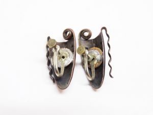 Unsigned Rebajes Copper Mask Screw Back Modernist Earrings - Fashionconstellate.com