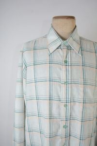 True Vintage Early 1970s Mens Green and Peach Plaid Button Down Shirt |Size Large - Fashionconstellate.com