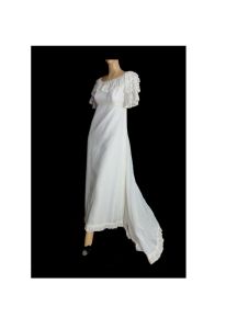 Mod 60s White Empire Waist Wedding Dress w/Train Bridal Gown Lace Ruffles Regency Style Dotted Swiss