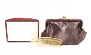 1930s 1940s Cocoa Brown Purse - Chic 30s 40s Fur Felt Clutch Handbag with Floral Metal Rings - Fashionconstellate.com