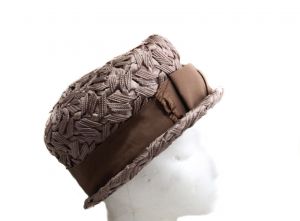 1960s Brown Ladies Hat - Neutral Beige Bucket Bowl Shaped 60s with Bow - Classic Faux Raffia