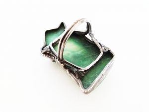 1950s Mexican Sterling Silver and Carved Green Onyx Statement Ring Size 5 Novelty Man in Hat Ring - Fashionconstellate.com