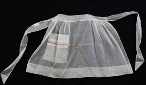 1950s Rosebud Apron - Sheer White Cotton Half-Apron with Single Pocket - Size Large XL - Sweet Tea 